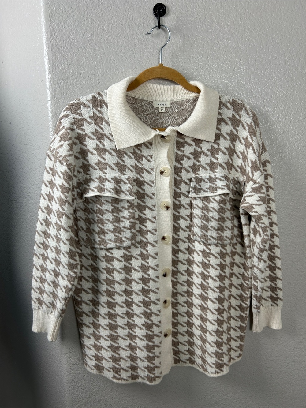 debut Cream and Beige Houndstooth Button-Up Cardigan Jacket Sz M Preppy TC0240